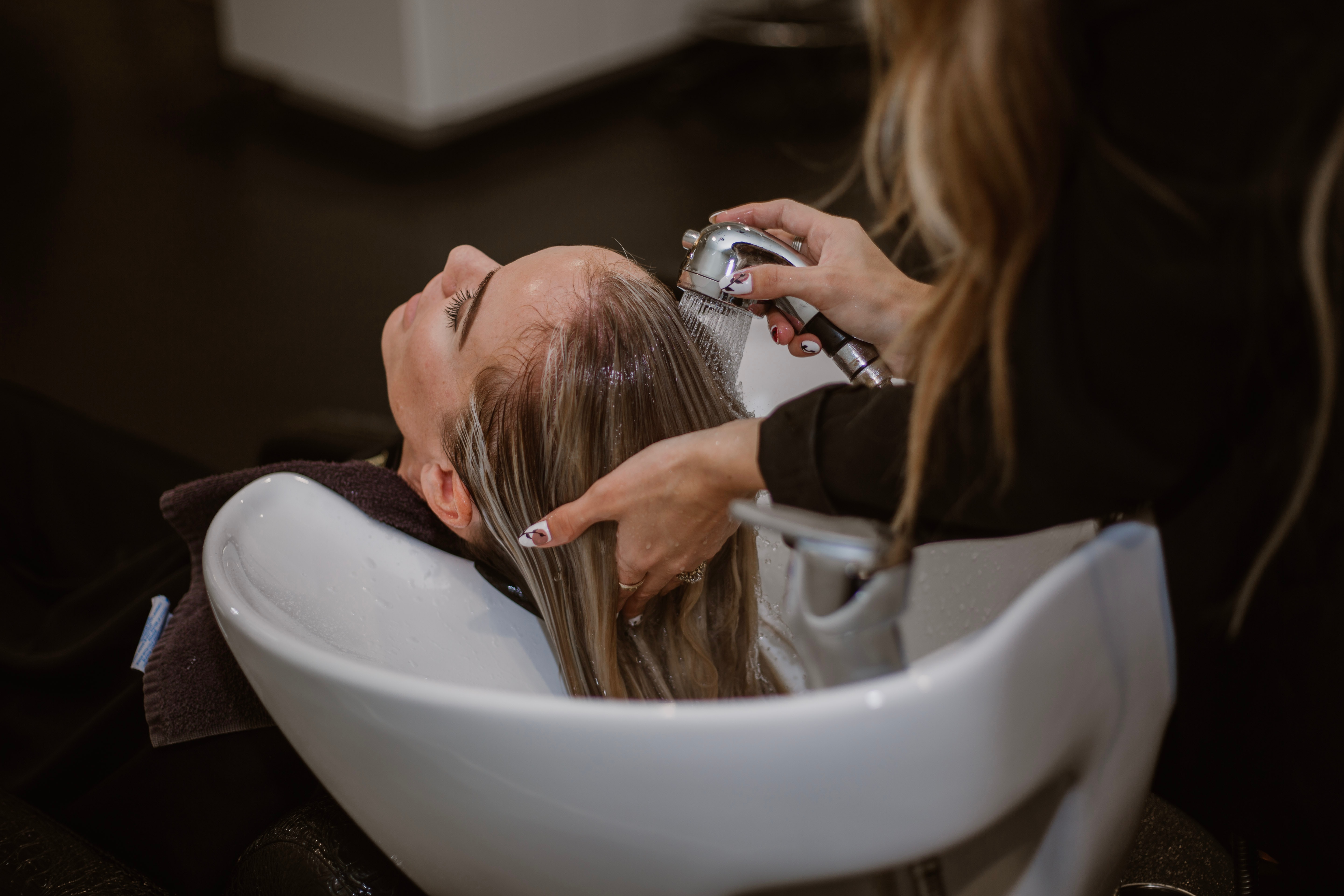 women getting hair done